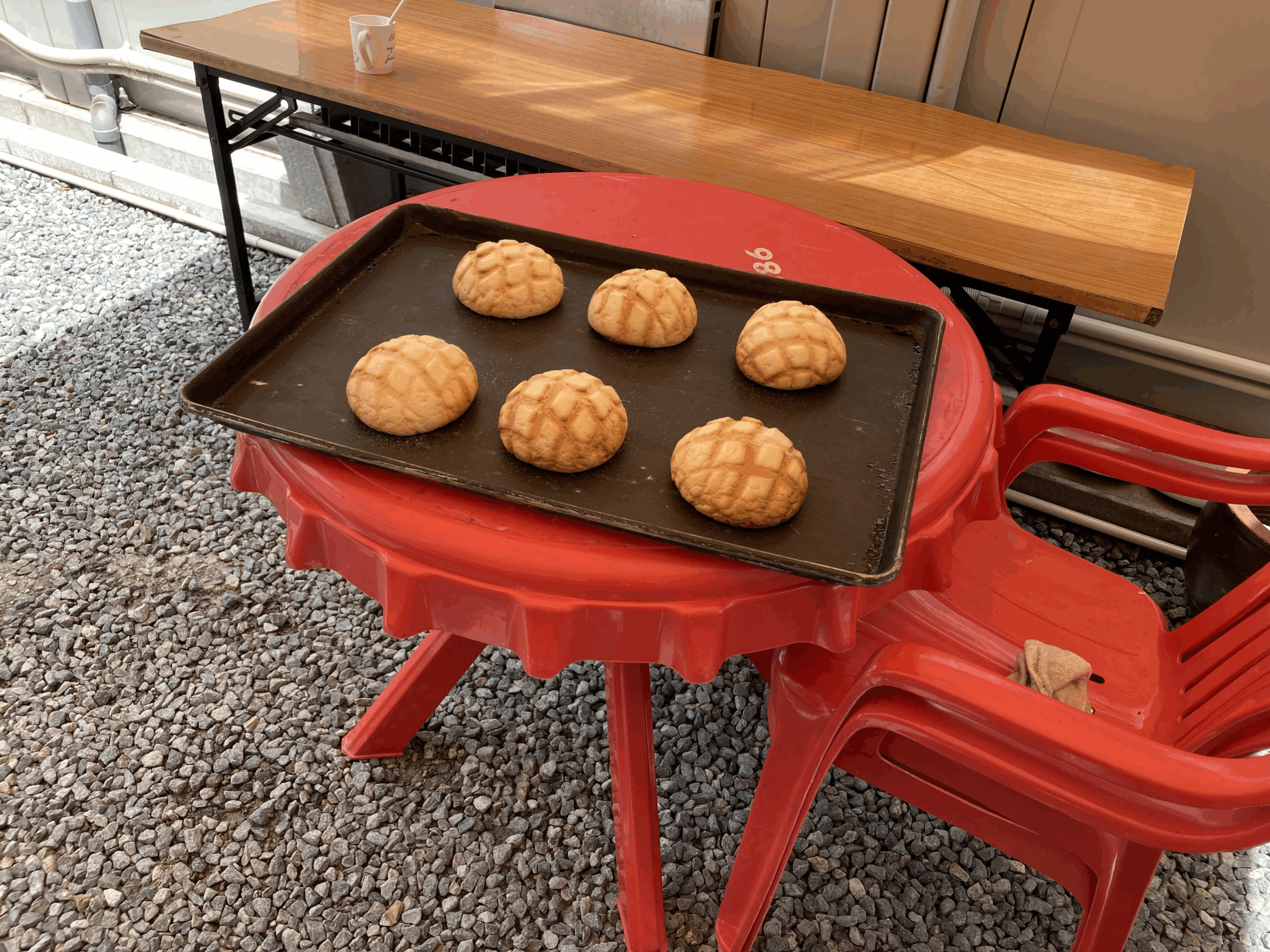 焼きたてメロンパン販売